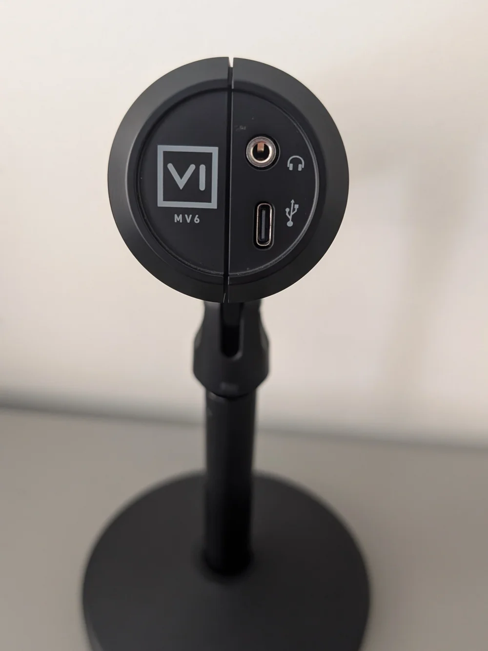 Shure MV6 USB Gaming Microphone for Streaming & Recording
